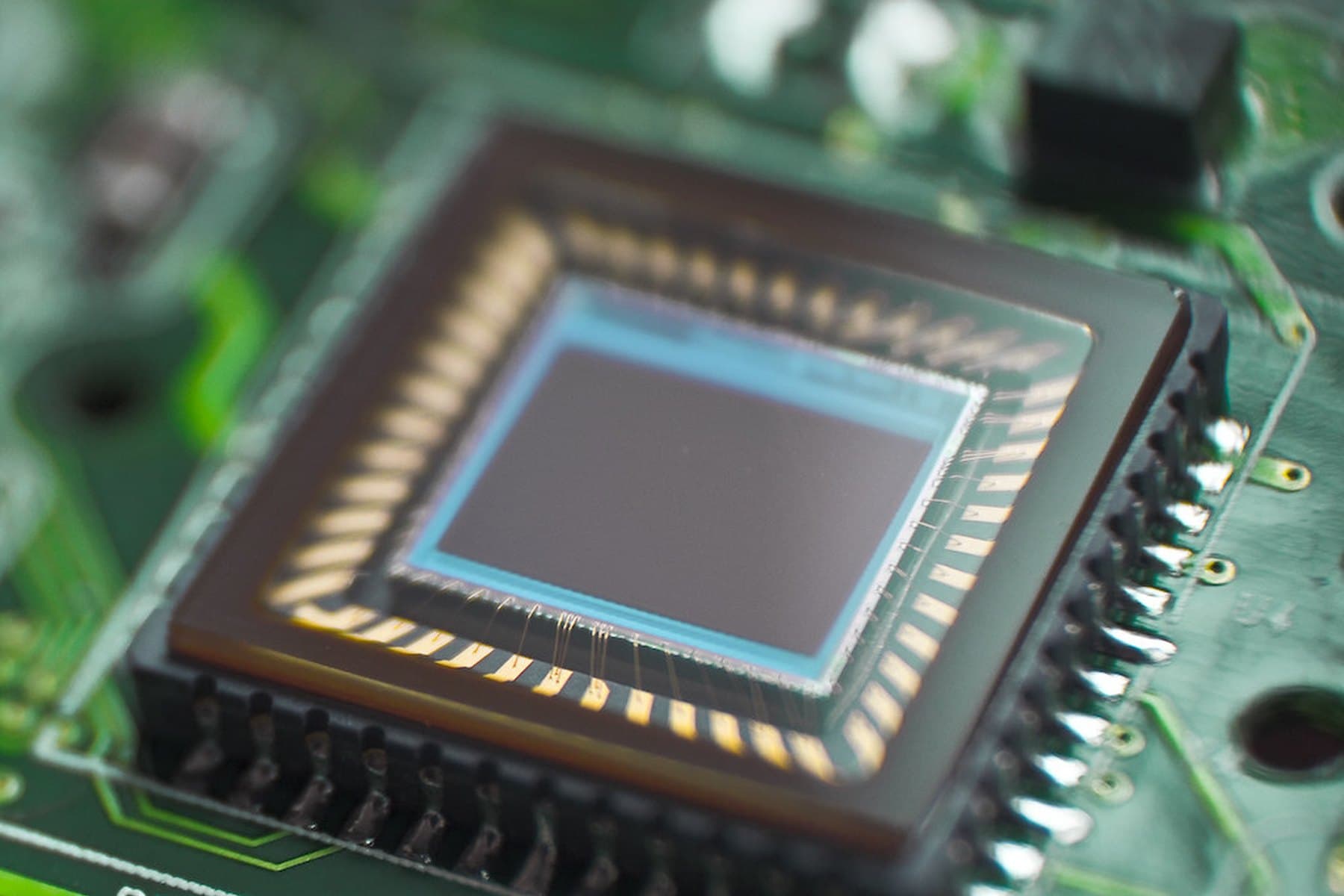 Close-up of a circuit board symbolizing the SAP BTP technology platform | Foto: Flickr (CC BY-SA)